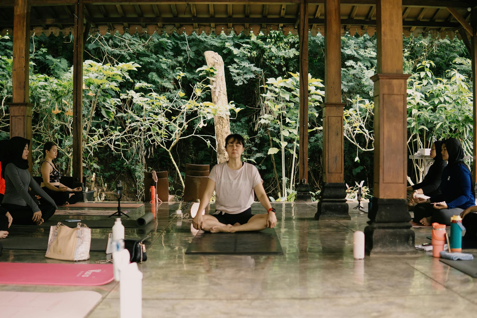Itinerary Wisata Wellness Indonesia: Healing Bermakna dari Bali hingga Jawa