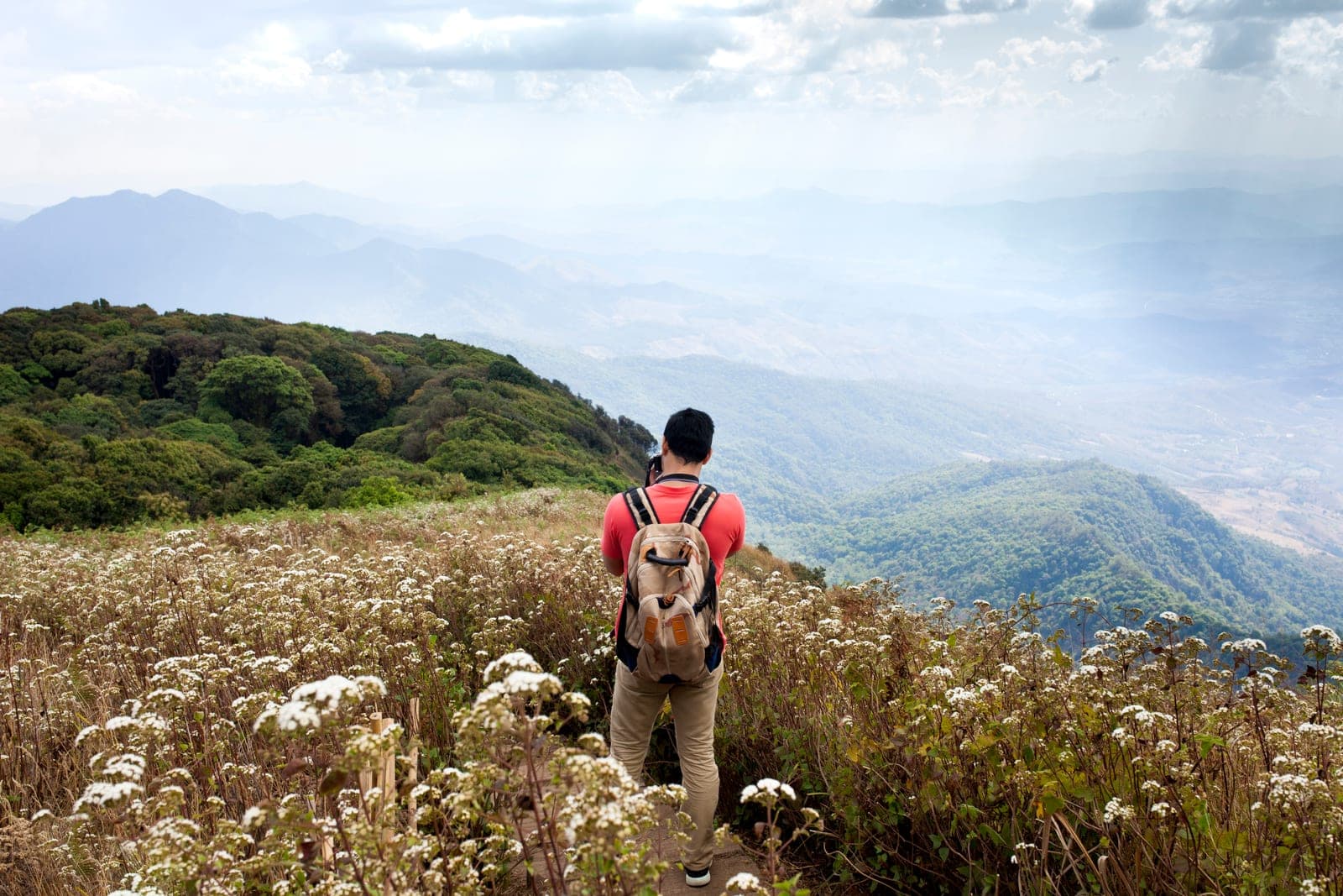 wisata puncak untuk keluarga - destinasi wisata Puncak dengan pemandangan pegunungan